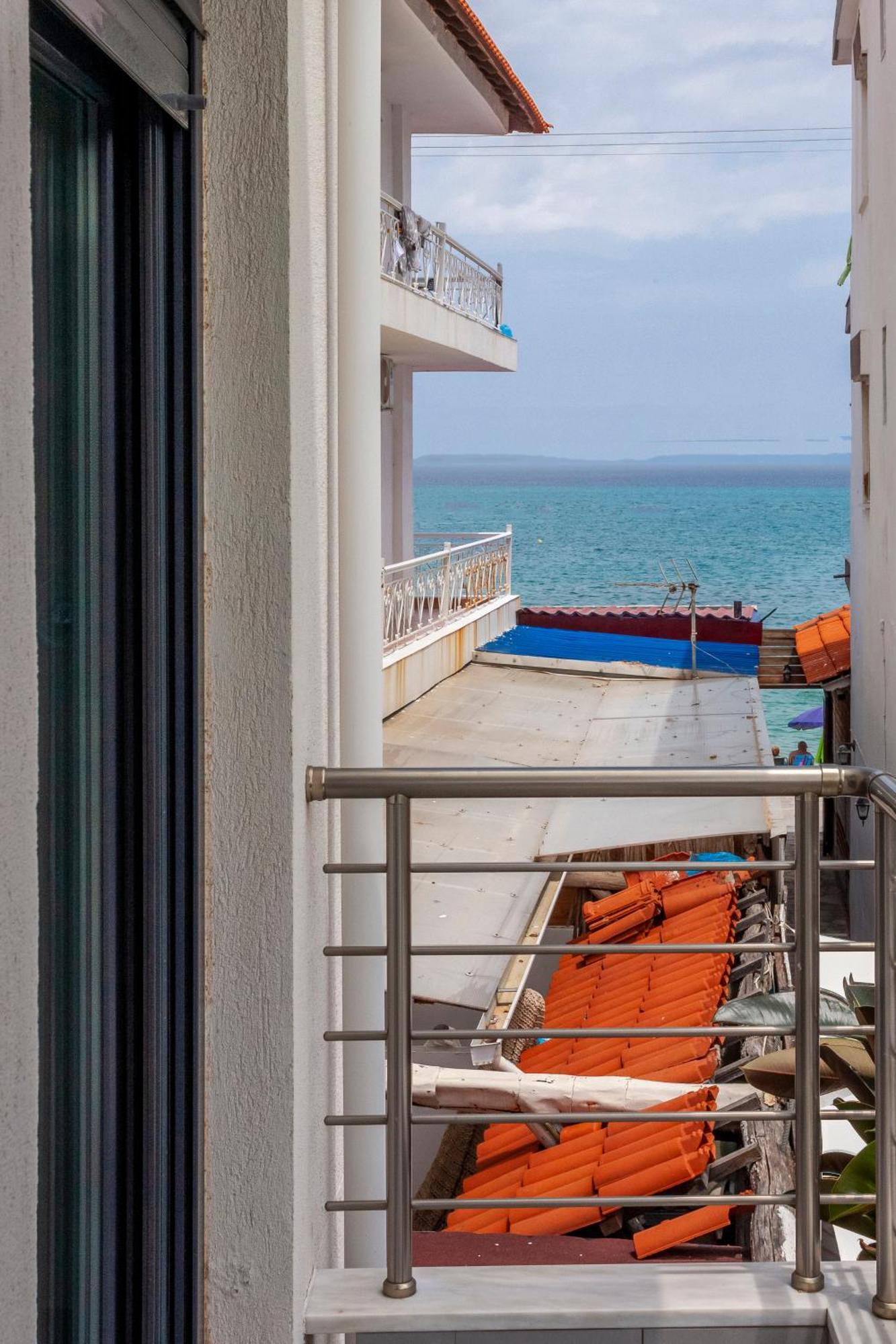 Aleksia Seaside Deluxe Apartment Pefkochori Ngoại thất bức ảnh
