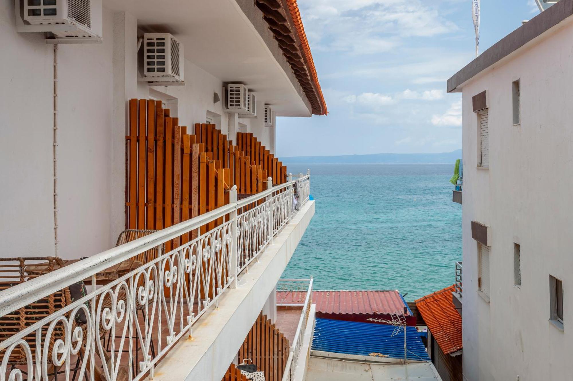 Aleksia Seaside Deluxe Apartment Pefkochori Ngoại thất bức ảnh